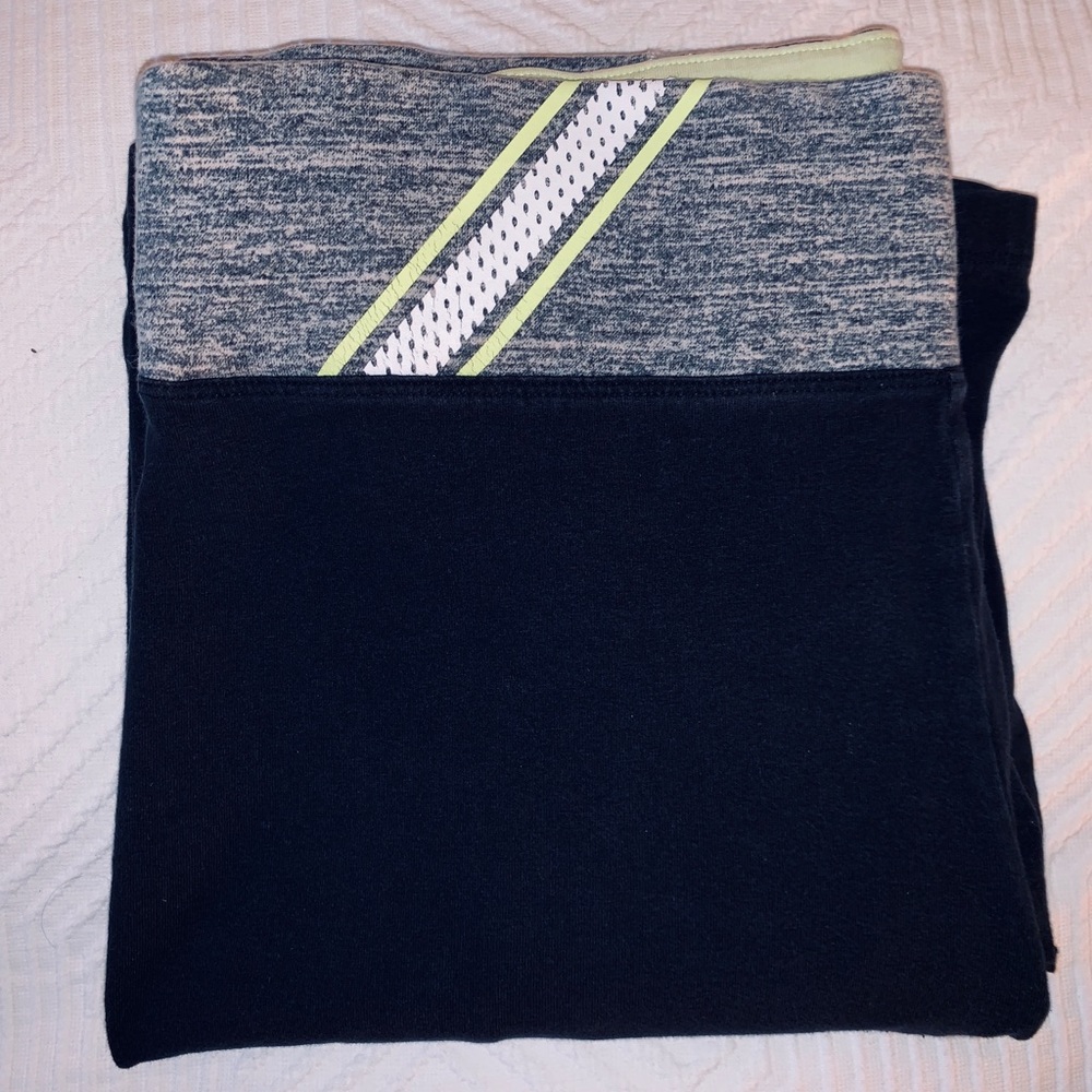 PINK Victoria’s Secret Bootcut Flat Yoga Pants